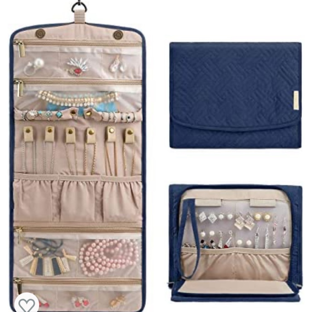 SOLD Bagsmart travel jewelry organizer